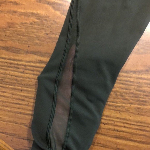 Lululemon Train Times 7/8 Pant Dark Olive - Picture 16 of 16